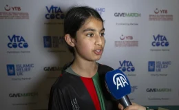 İngiltere’deki 10 yaşındaki kız çocuğu Gazzeli çocuklar için 8 bin sterlin bağış topladı