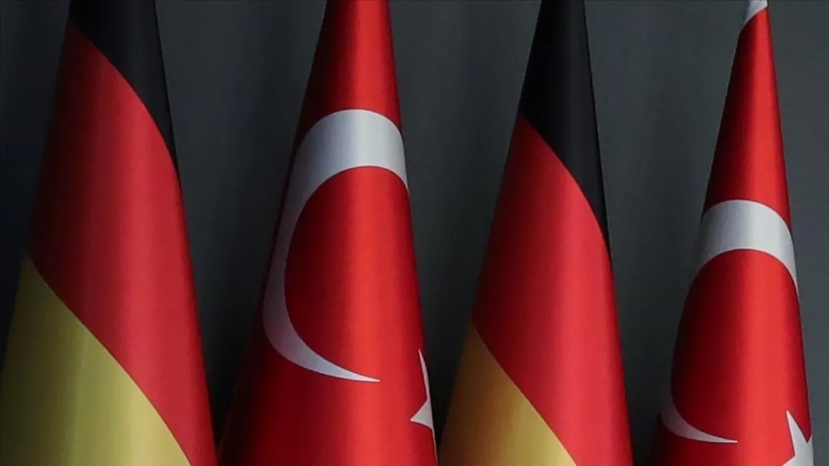 AlmanBild Gazetesi’nin “Her hafta 500 Türk sınır dışı edilecek” iddiasına Dışişleri’nden yalanlama