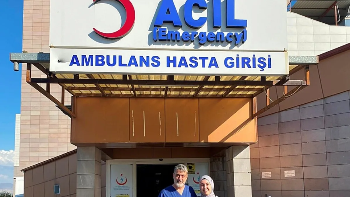 Babasıyla aynı hastanede çalışmaya başladı: “O zamandan beri hayal ediyorduk!”