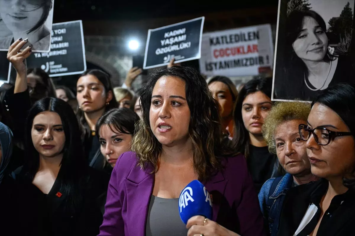Kadına ve Çocuğa Şiddet Protesto Edildi
