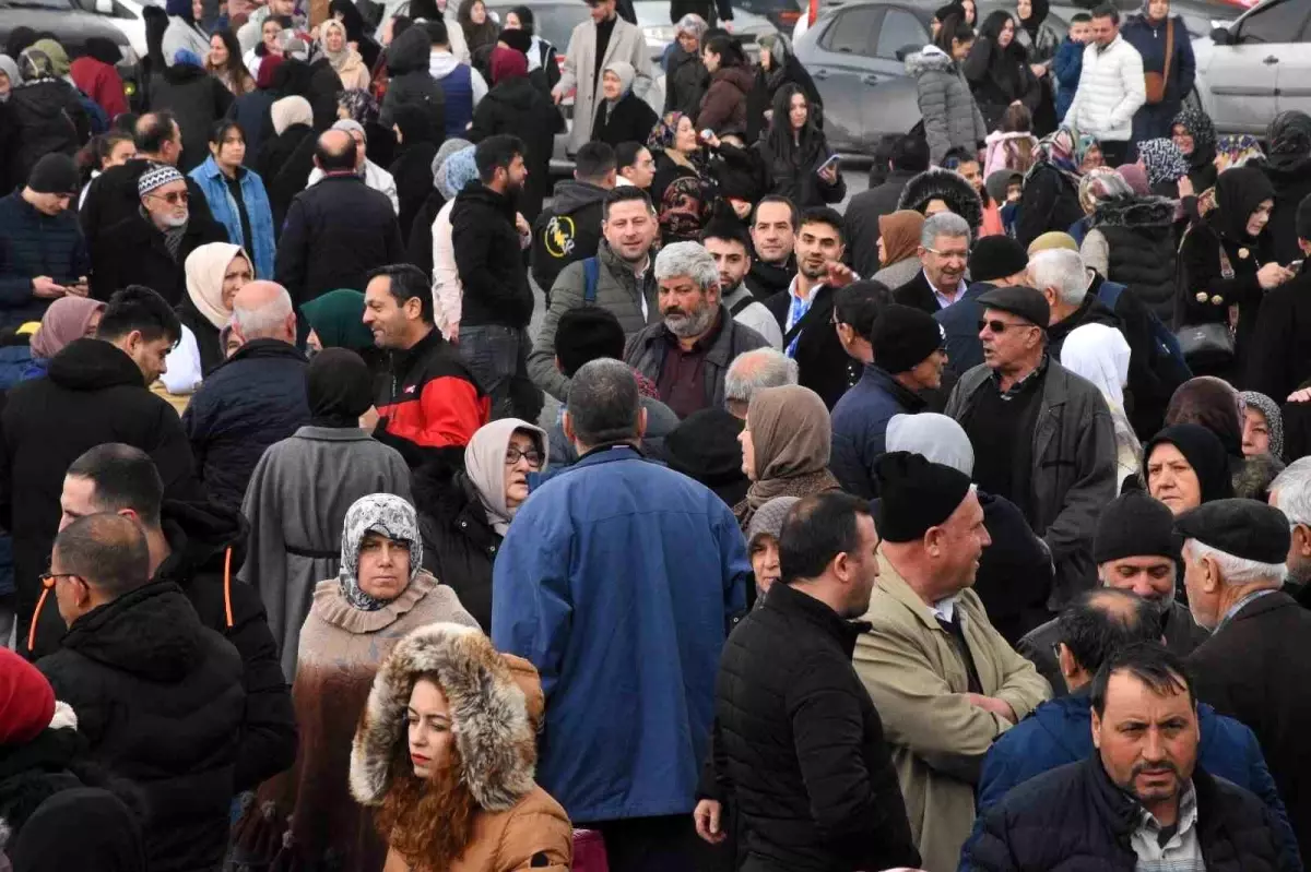 Afyonkarahisar’dan 200 Umreci Uğurlandı